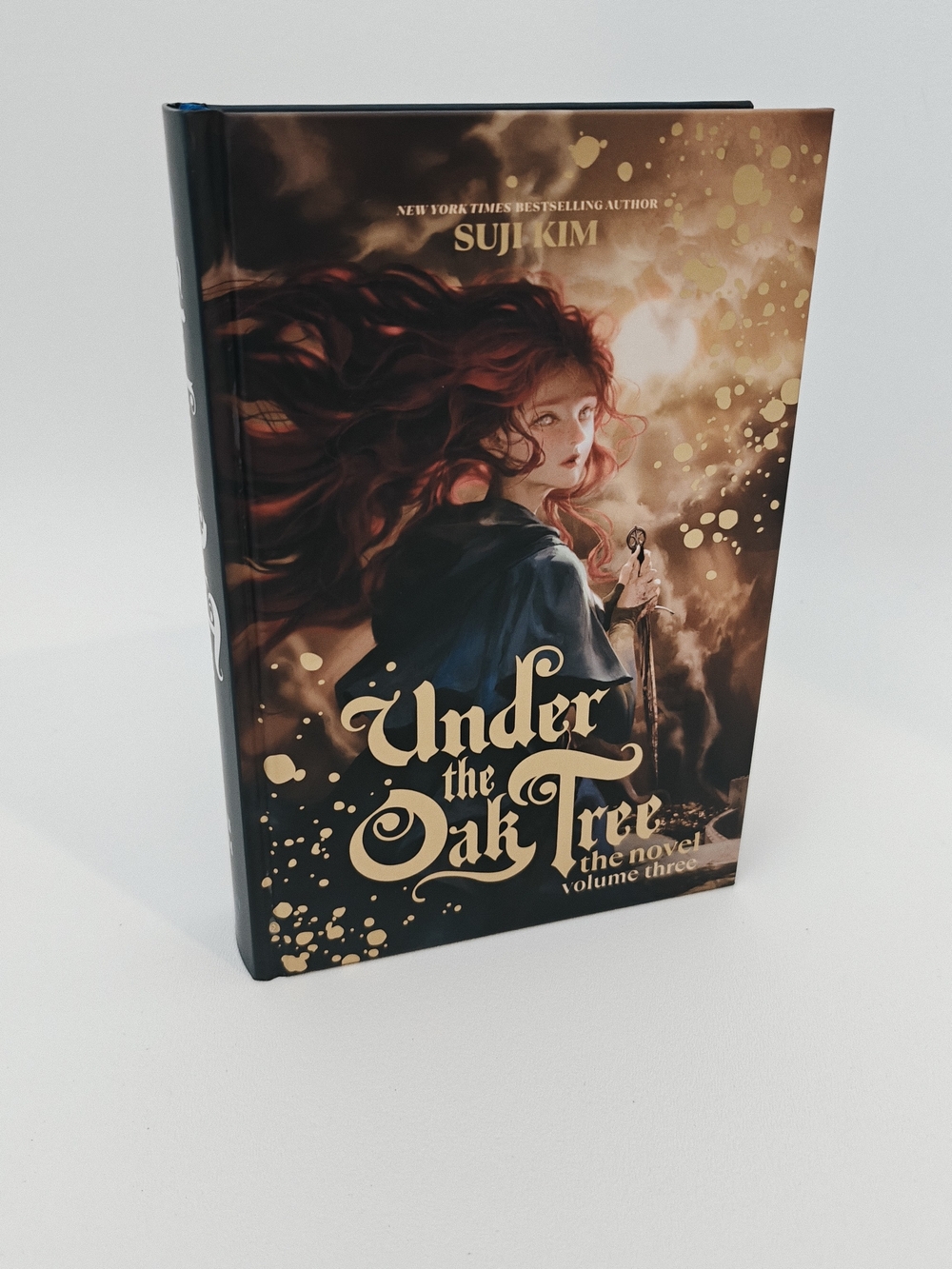 Under the Oak Tree Volume Three - Women's Hair Inspiration (Gold, Brown)